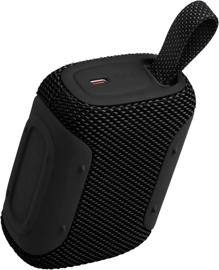 JBL Go 5 vista di lato con il laccetto